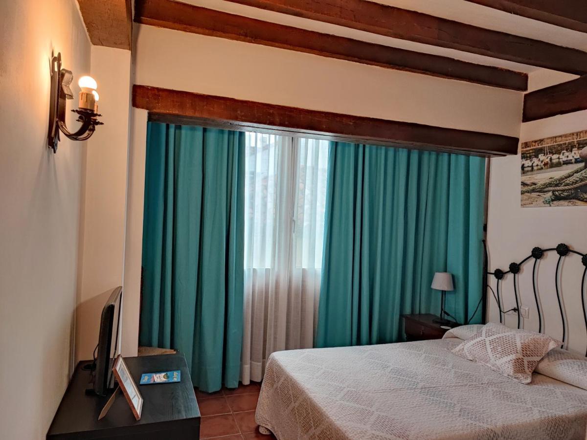 Pasaje San Jorge Hotel Comillas Exterior photo